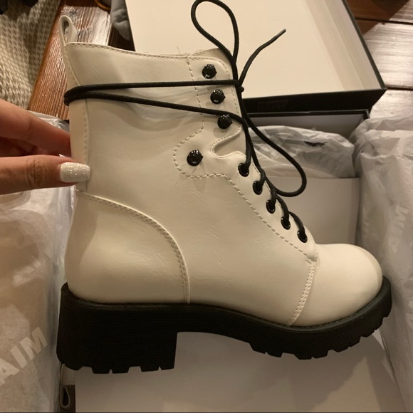 ❤️LAST NEW 8 Mia Indigo White Combat Boot - Picture 12 of 12